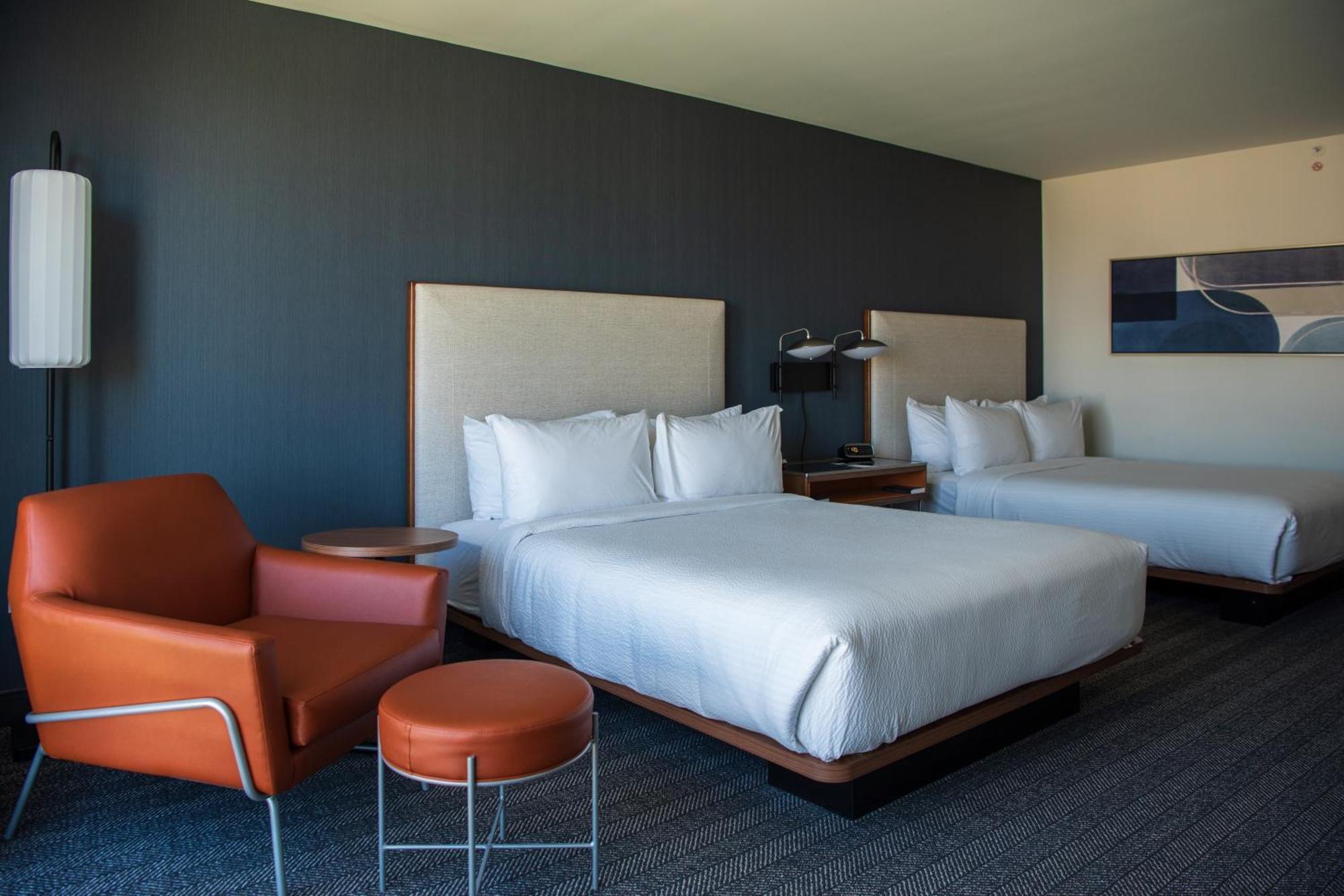 Courtyard By Marriott Lake City Exterior photo